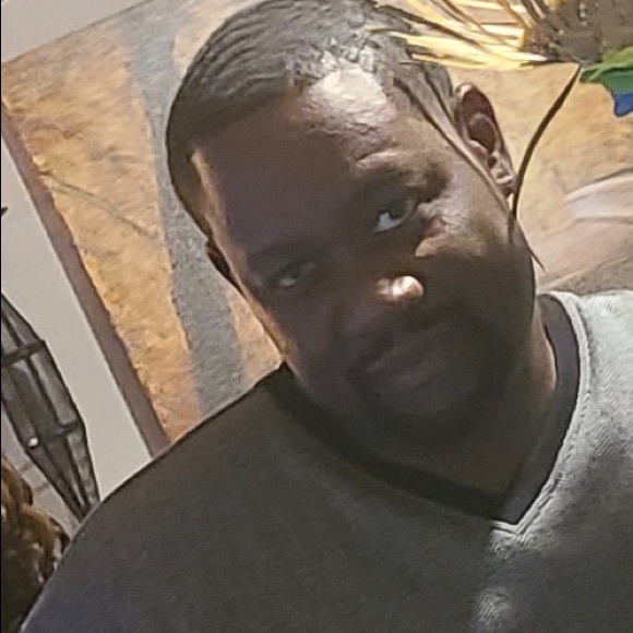 Meet your Posher, Dameon - Picture 1 of 1